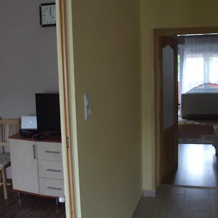 Apartment Aniko *